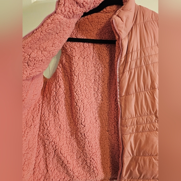Time and Tru Walmart Brand Puffer Zipper Sleeveless Vest Size Small (4-6) Pink - Picture 4 of 9
